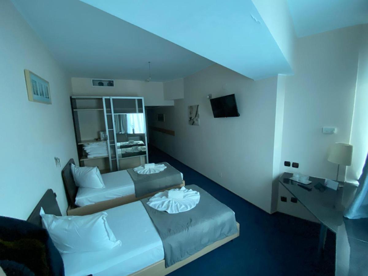 Hotel Mojo Bukurešť Exteriér fotografie