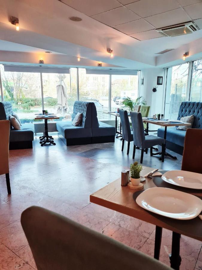 Hotel Mojo Bukurešť Exteriér fotografie