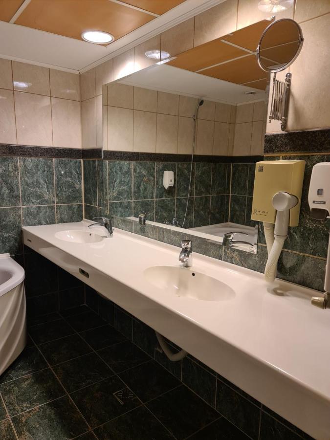 Hotel Mojo Bukurešť Exteriér fotografie